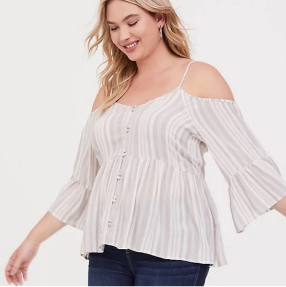 Torrid Coldshoulder Boho Babydoll Top Size 2X